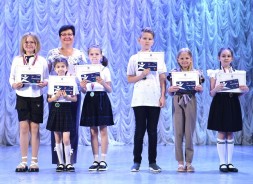 167 волгодонских школьников «собрали портфель пятерок» и получили подарки от Ростовской АЭС 